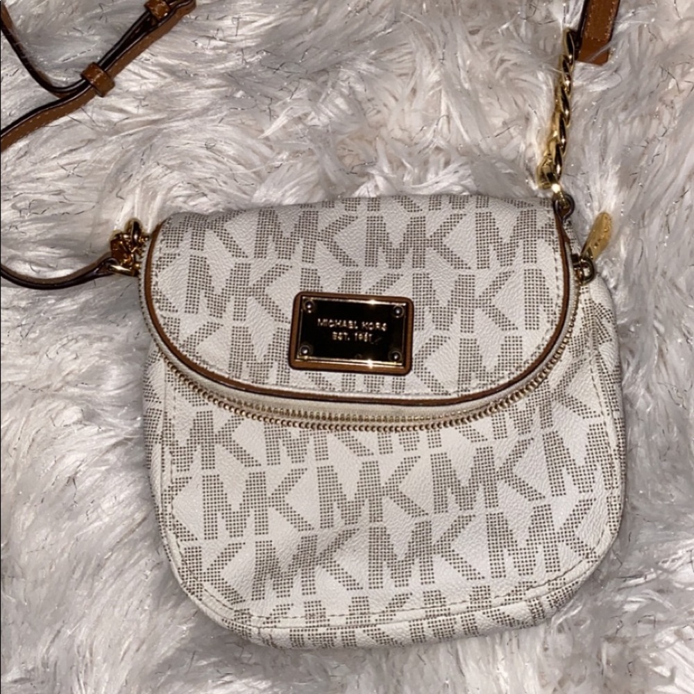 Micheal Kors monogram cross body